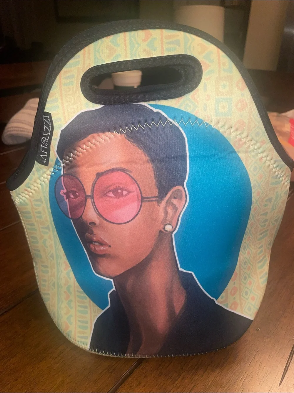 Izzy & Liv Neoprene Lunch Tote with Portrait Graphic